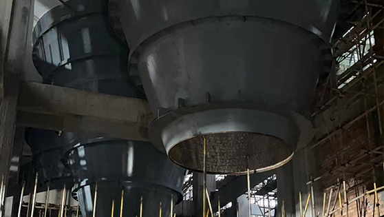 燒結(jié)車(chē)間料倉(cāng)施工 燒結(jié)車(chē)間料倉(cāng)施工