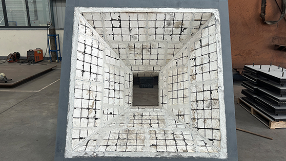 焦炭稱量斗使用三合一硫化板